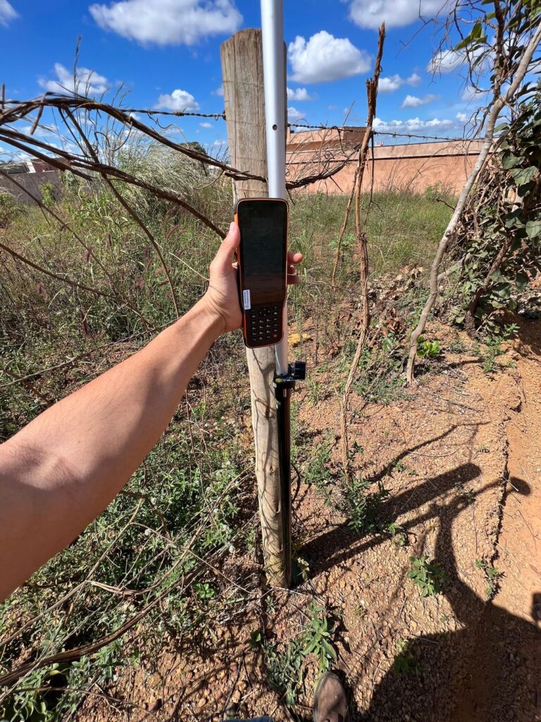 Georreferenciamento de imóvel rural com GNSS – Halltek
